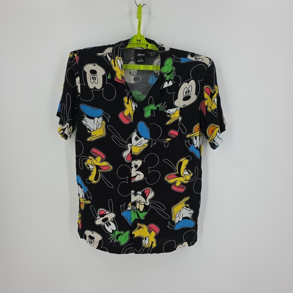 Disney Characters Shirt Black Background 100% Rayon, Very Good Condition‎ Size S